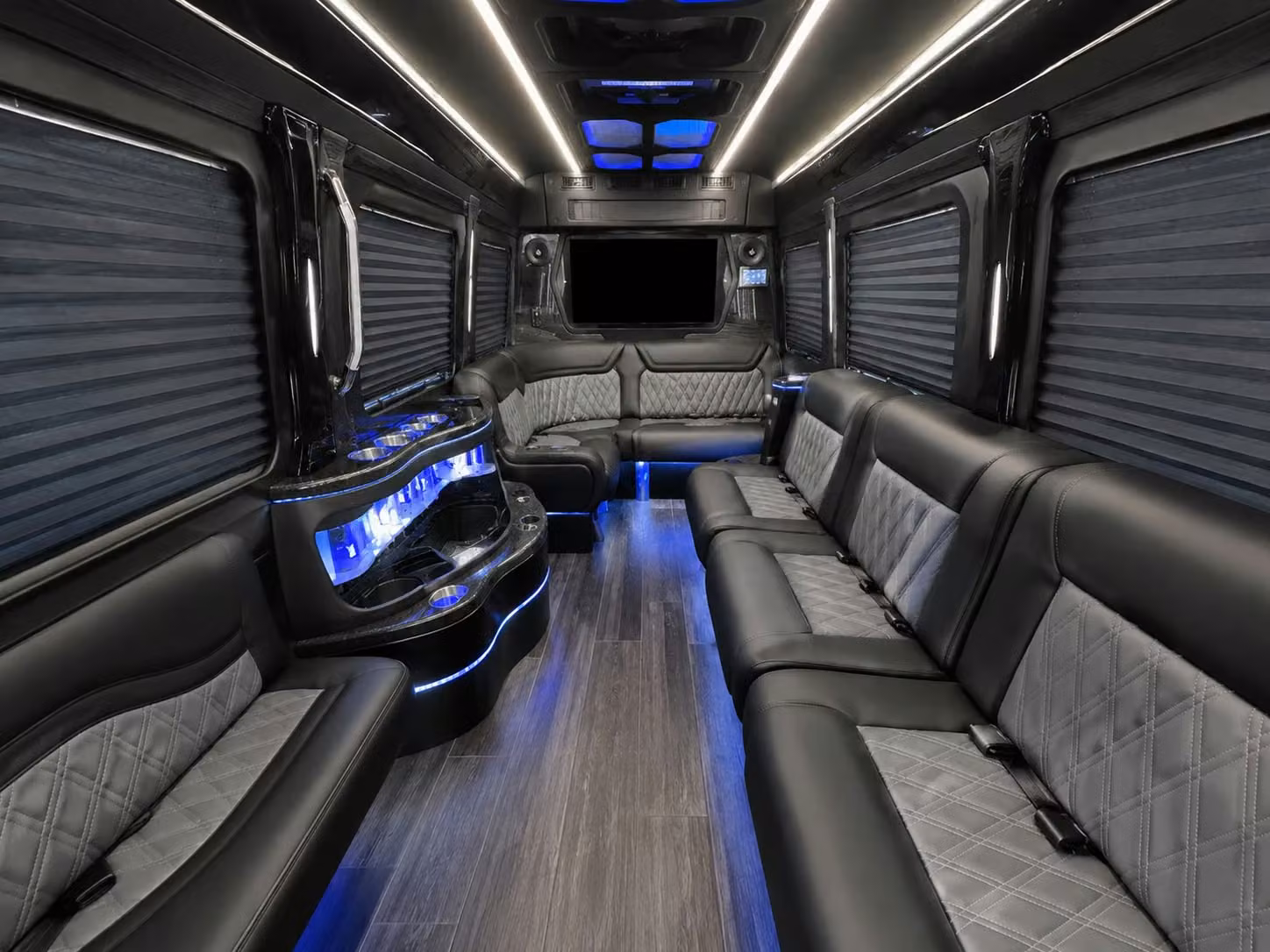 airport shuttle transportation for government and military personnel traveling through reno tahoe international